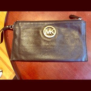 Michael Kors wristlet
